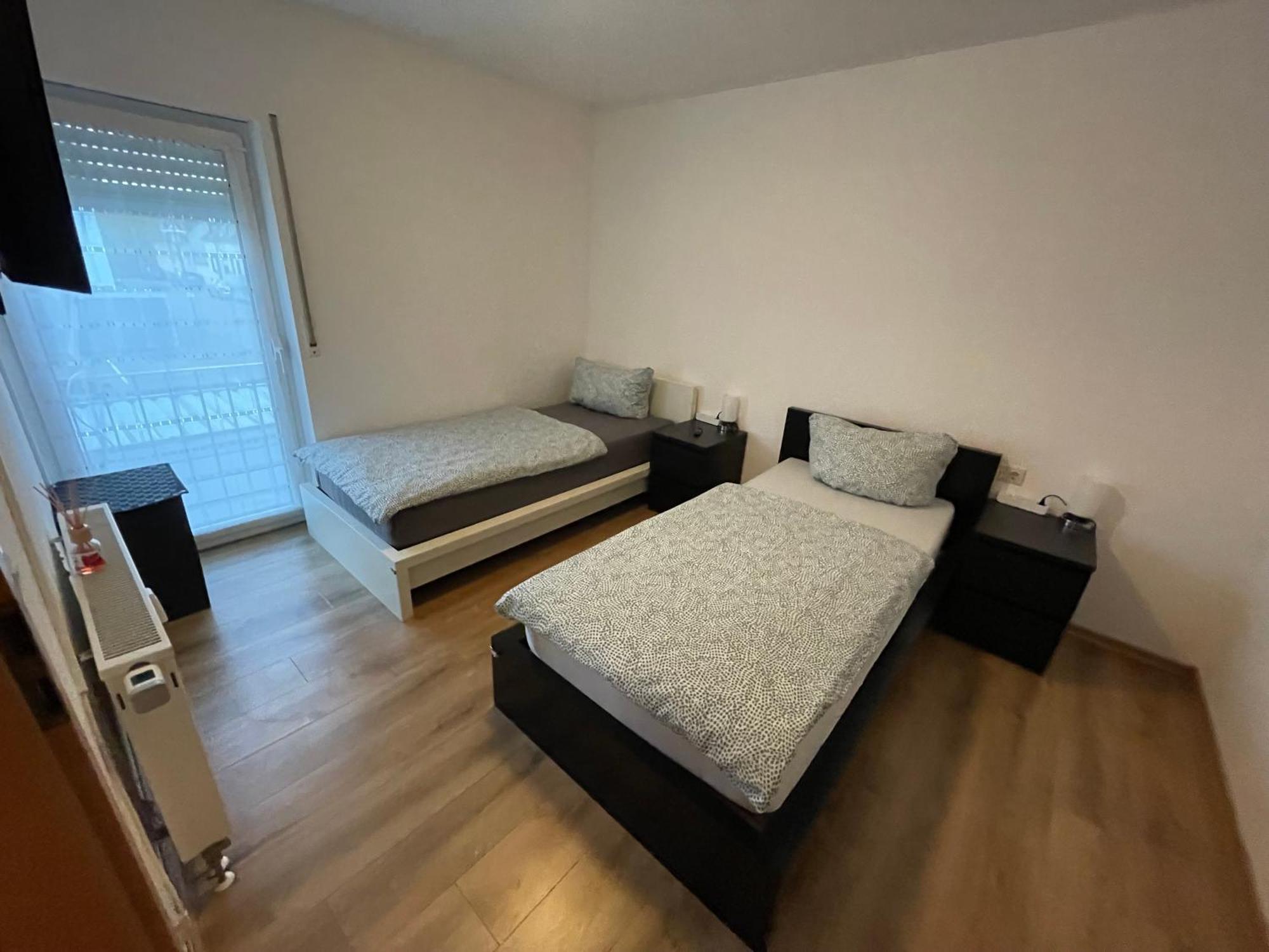 Ferienwohnung Mit 2 Zimmer, Kueche, Bad, In Sarrebruck Extérieur photo