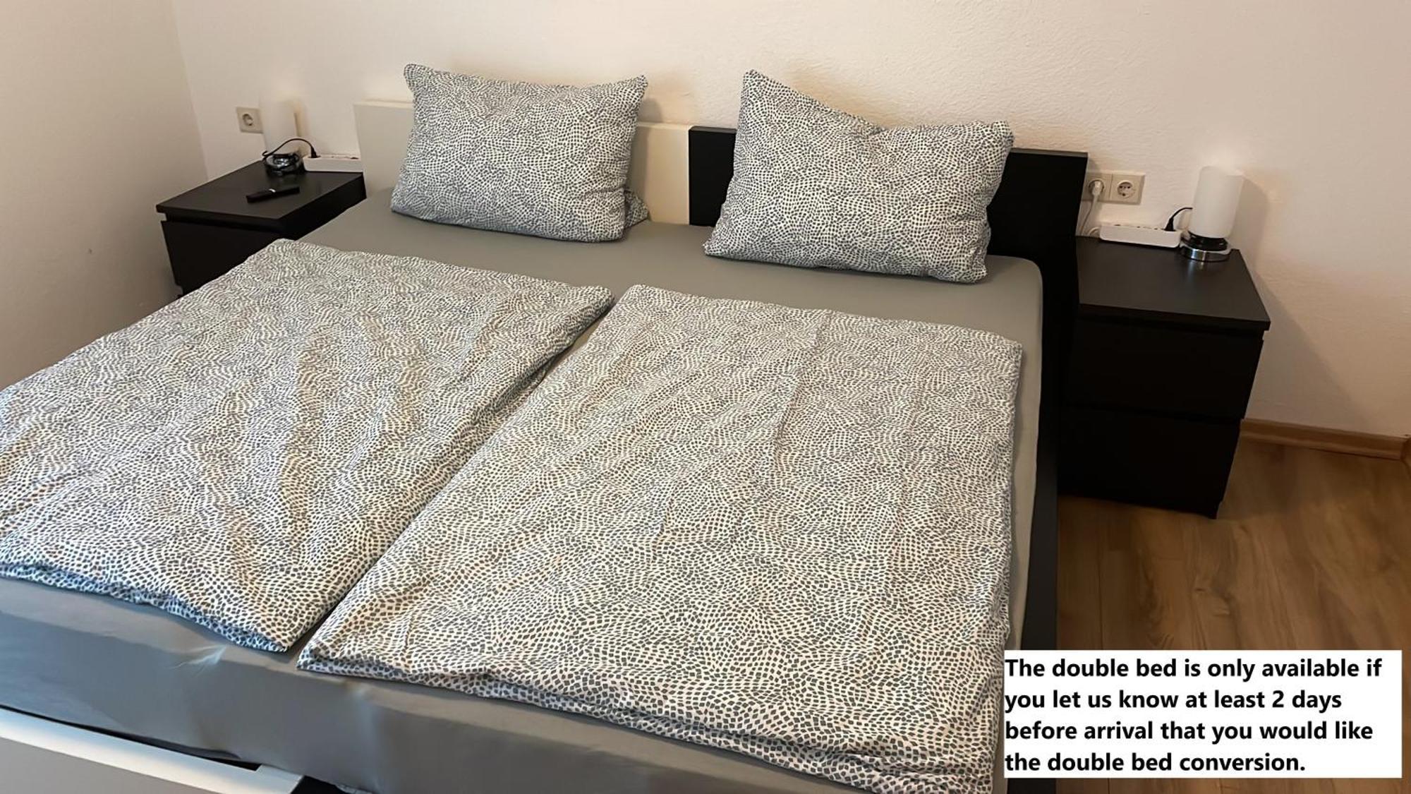 Ferienwohnung Mit 2 Zimmer, Kueche, Bad, In Sarrebruck Extérieur photo